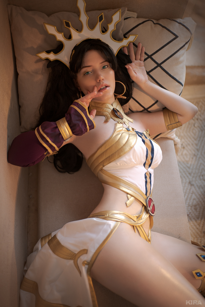 Ishtar by Lyumos page 4